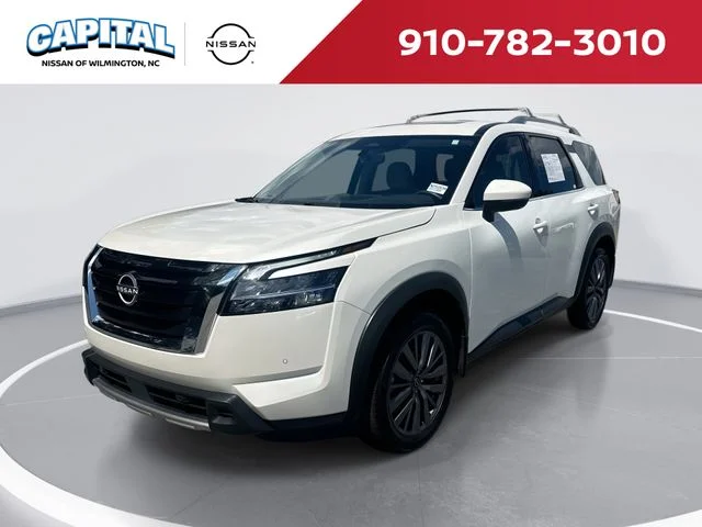 Used 2024 White Nissan SL image 1
