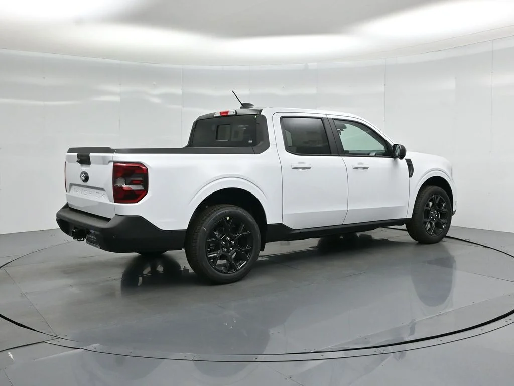 New 2026 White Ford Lariat image 27
