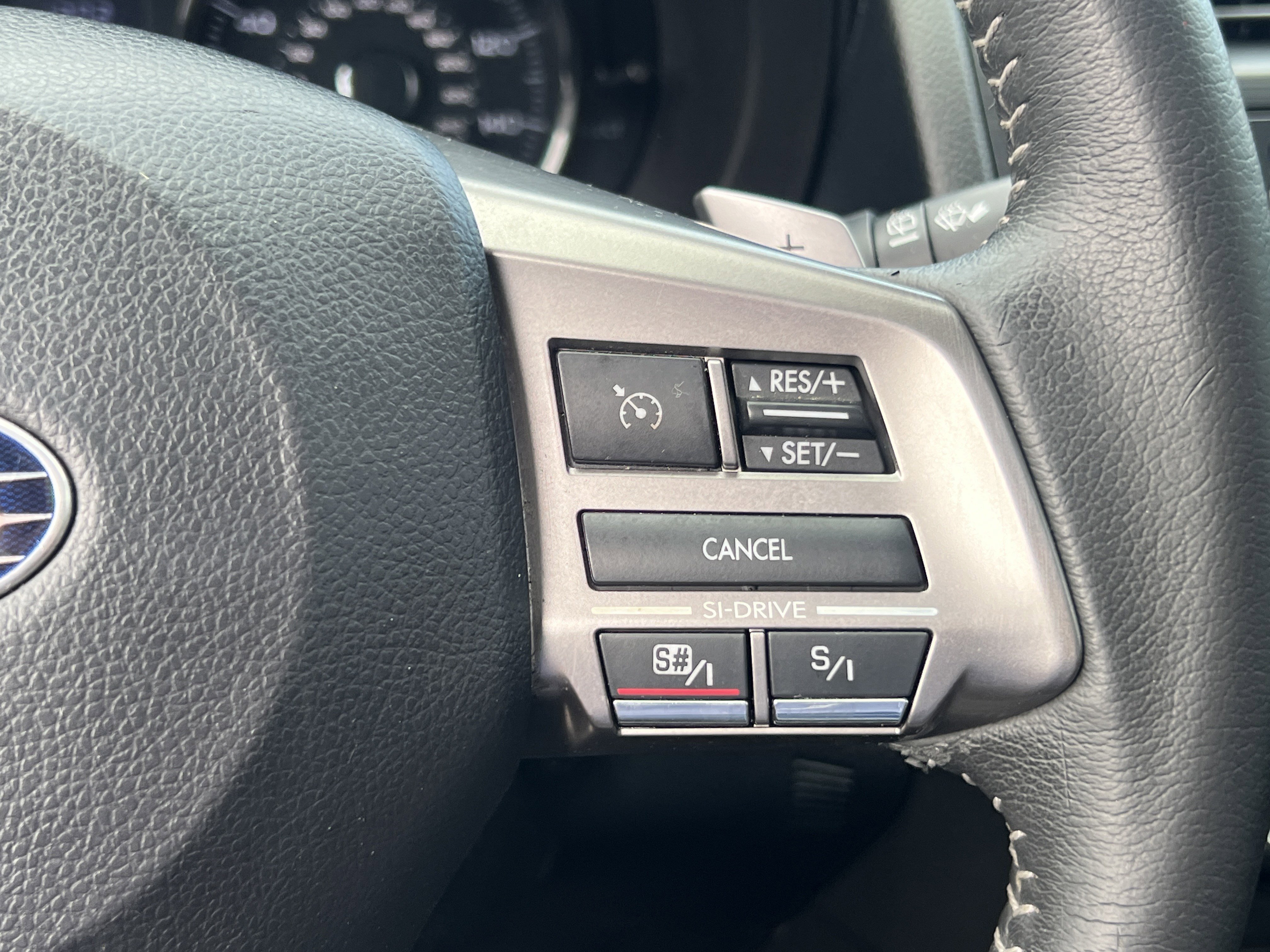 Used 2015 Satin White Pearl Subaru 2.0XT Touring image 27