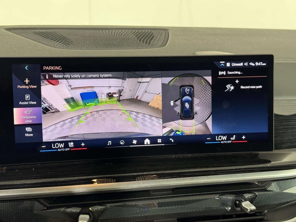 Used 2026 Black BMW xDrive40i image 26