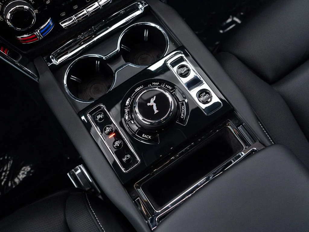 Certified Used 2023 Bohemian Red Rolls-Royce  image 40
