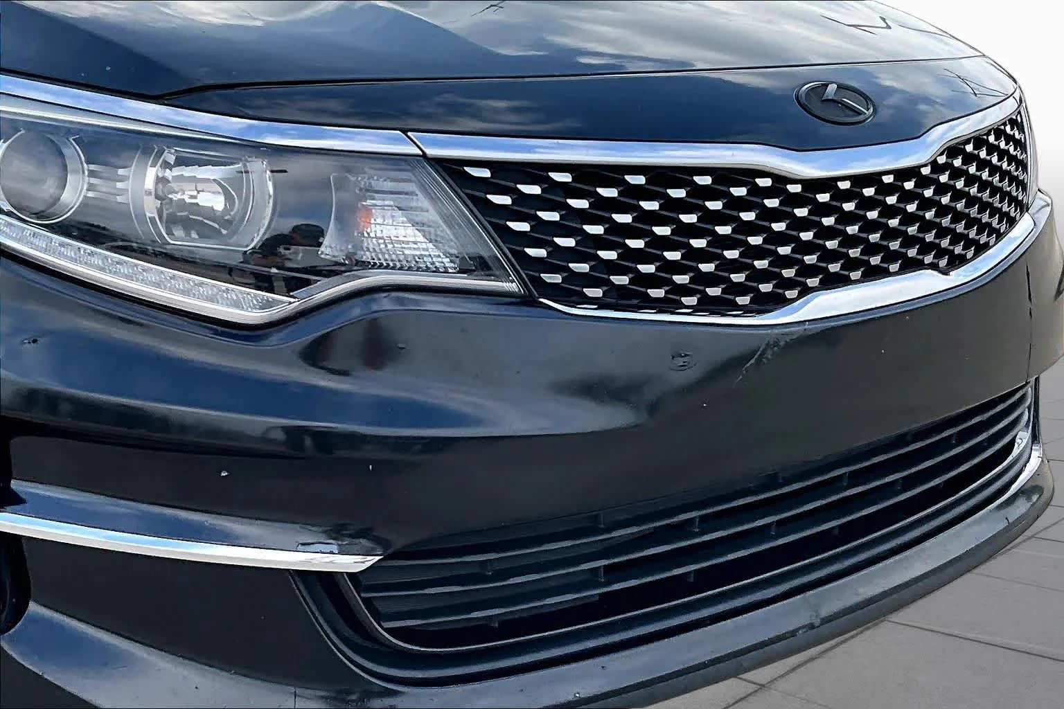 Used 2018 Ebony Black Kia EX image 27