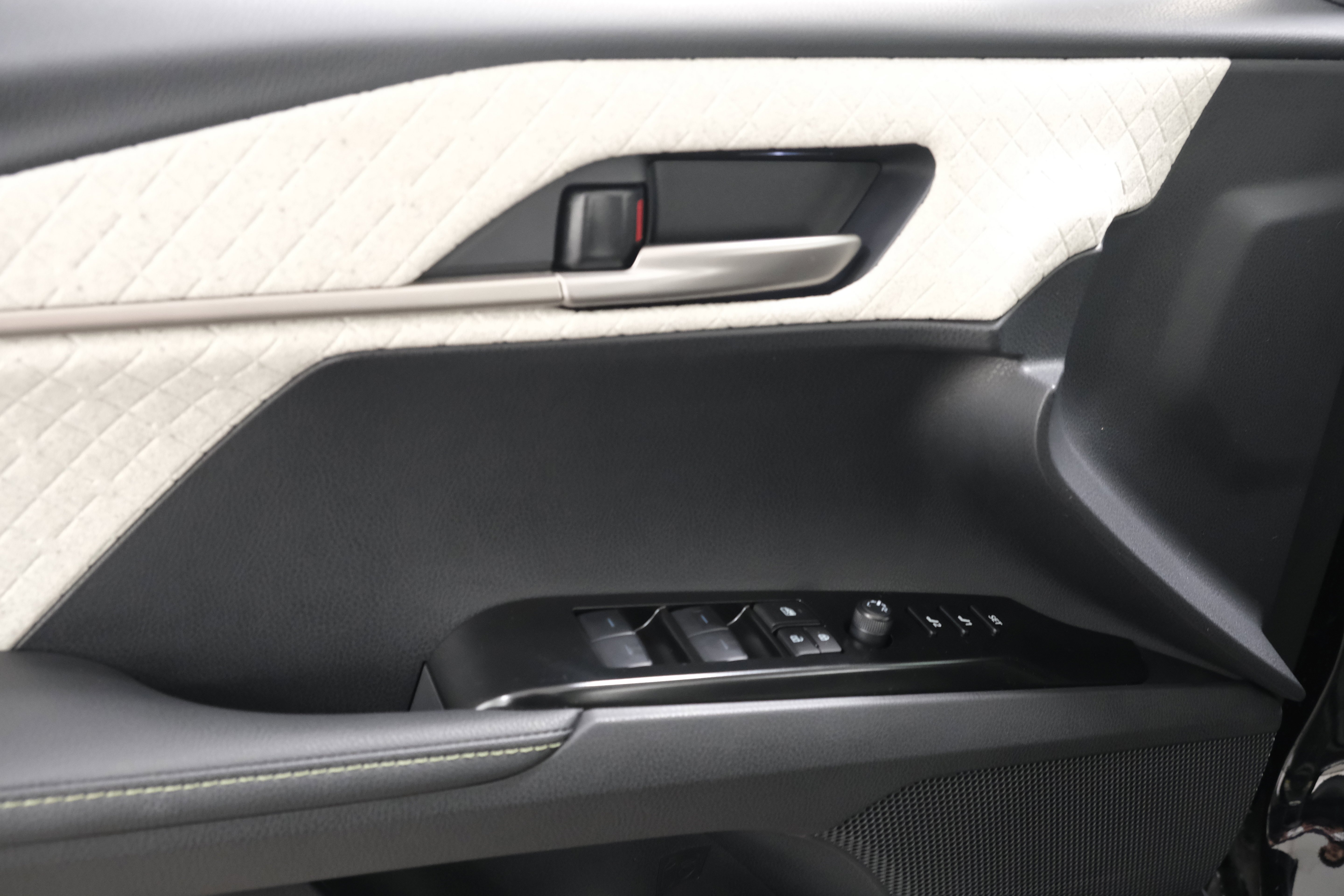 New 2026 Midnight Black Metallic Toyota  XLE AWD image 26