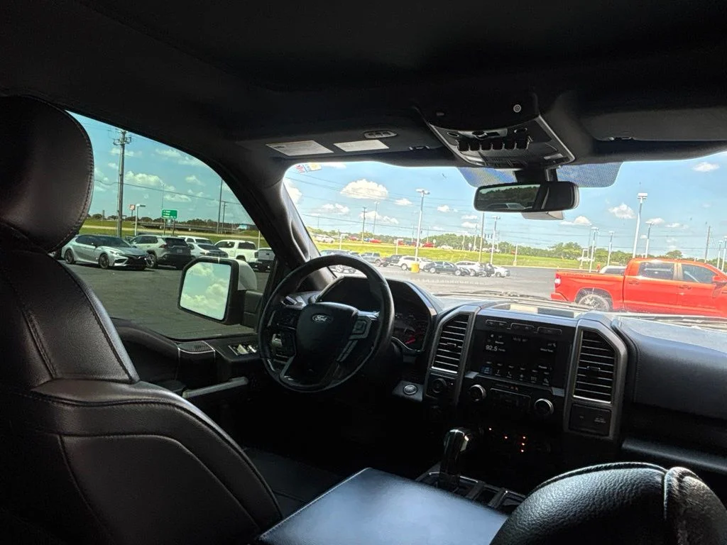 Used 2017  Ford Raptor image 30