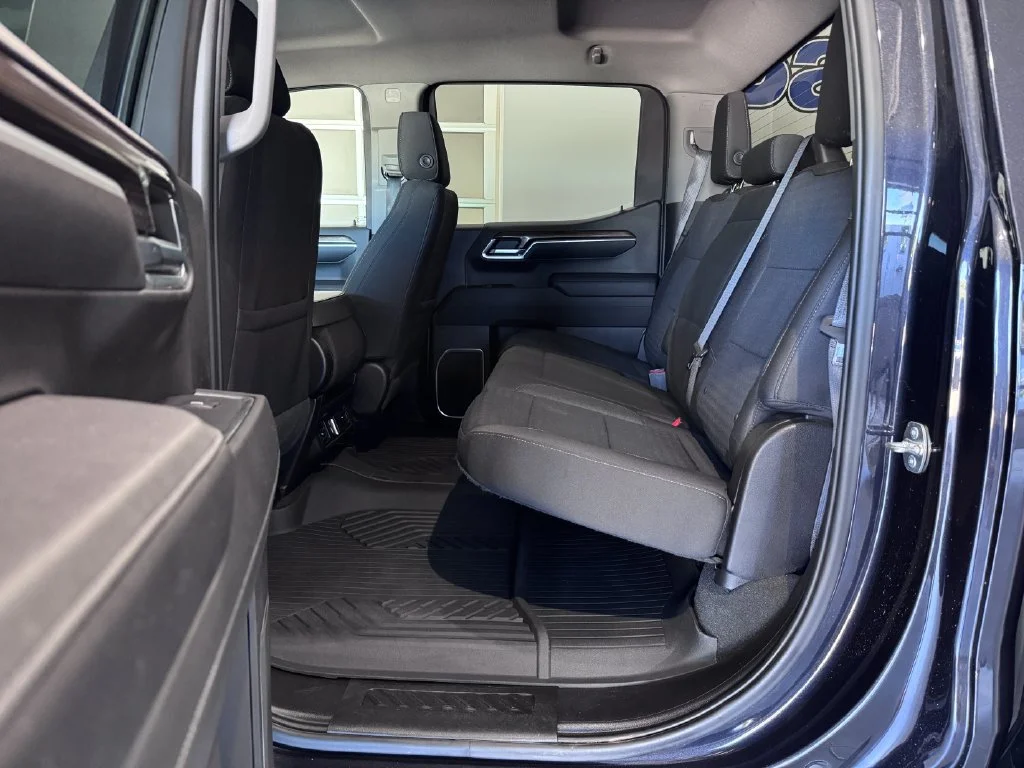 2023 Chevrolet Silverado 1500 LT Trail Boss - Photo 13