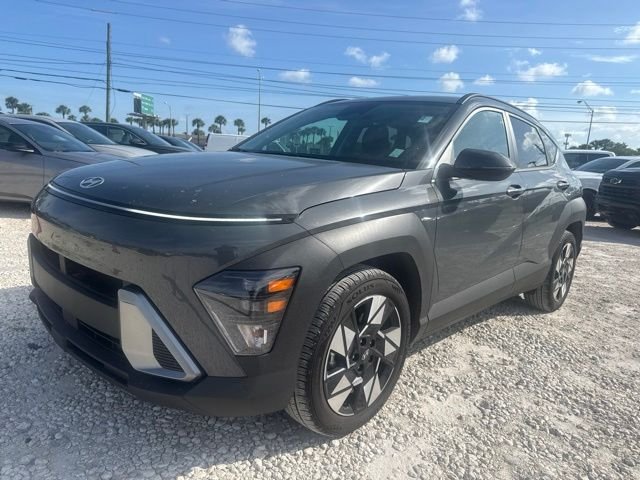 Used 2025 Gray Hyundai SEL image 1