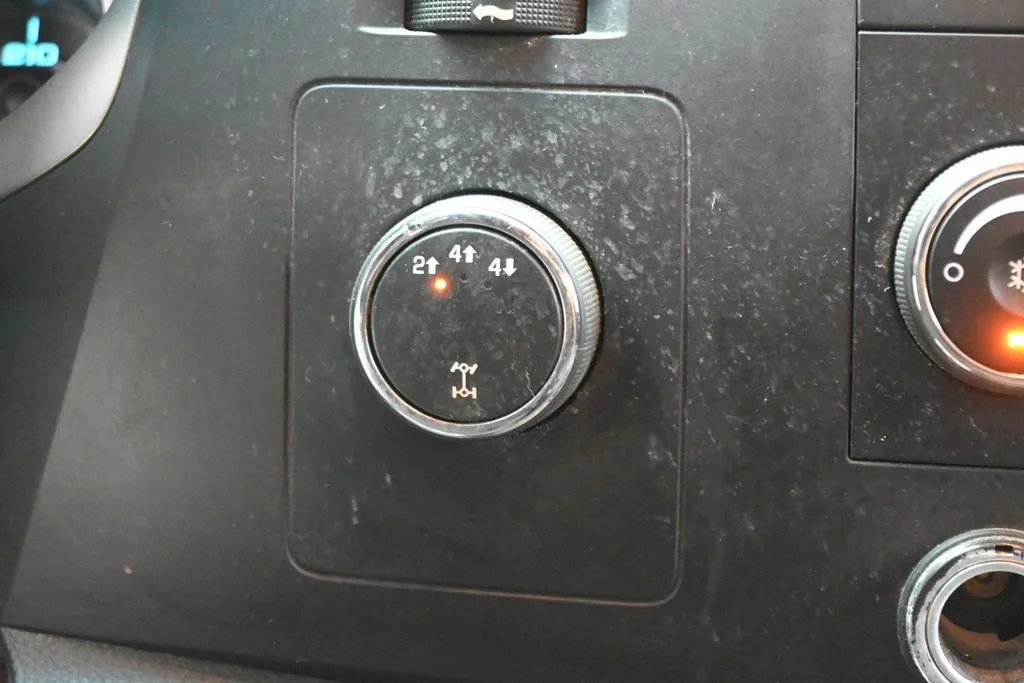 Used 2013 Red Chevrolet LT image 19