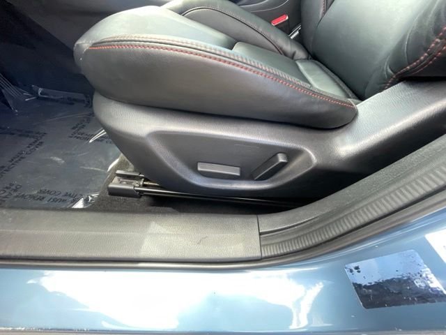 Used 2014 Blue Reflex Mica Mazda i Grand Touring image 28