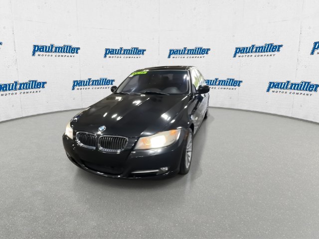 Used 2011 Black BMW 335i xDrive image 4