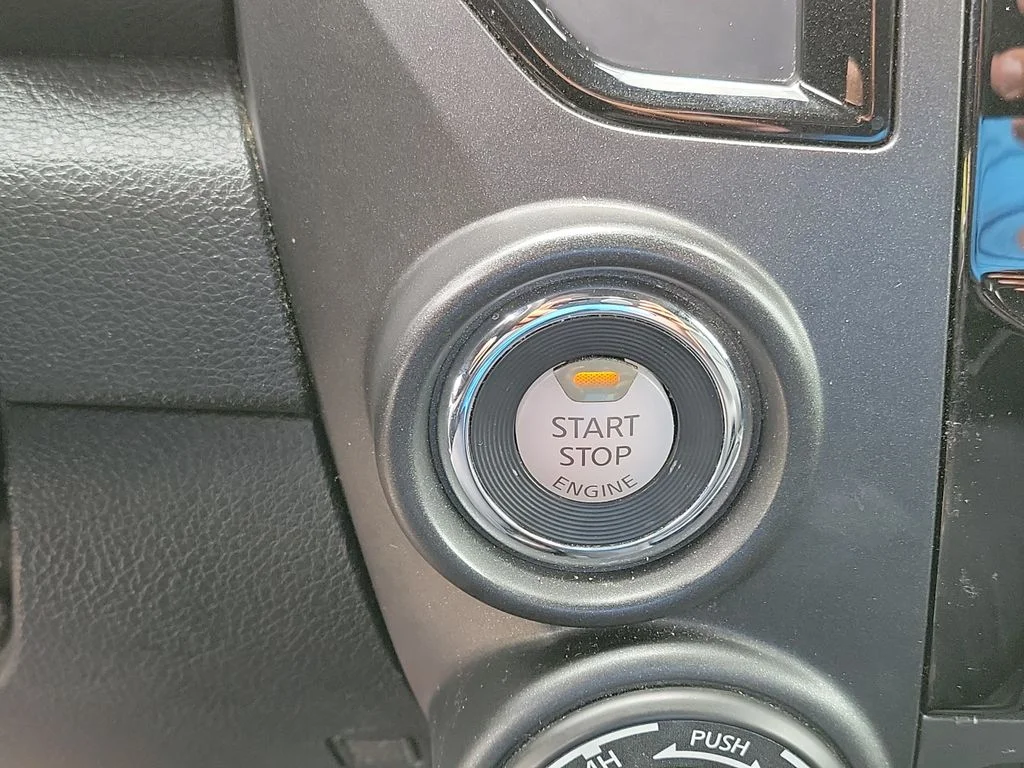 2021 Nissan Titan PRO-4X - Photo 13