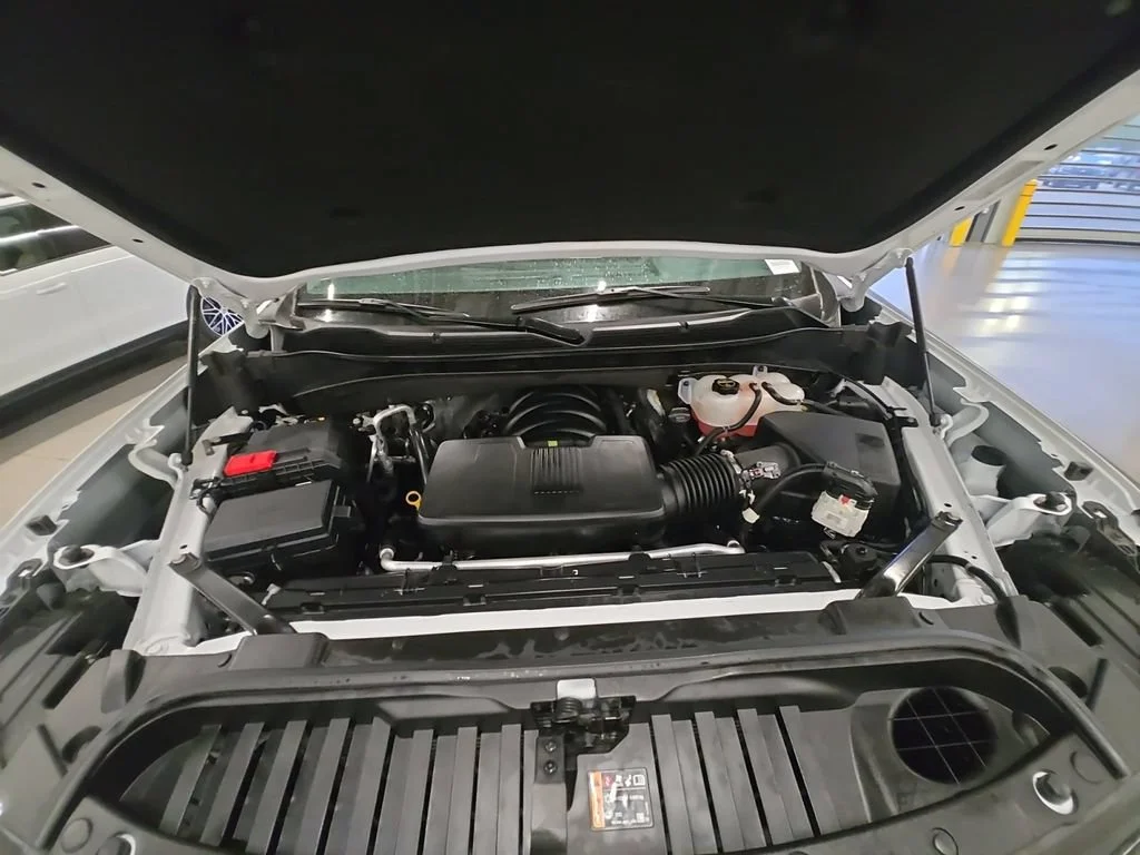 Used 2025 Summit White Chevrolet LT Trail Boss image 30