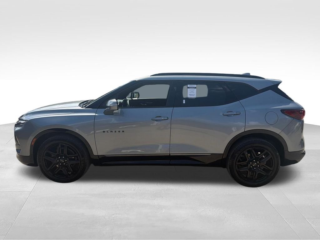 Used 2024 Gray Chevrolet RS image 2