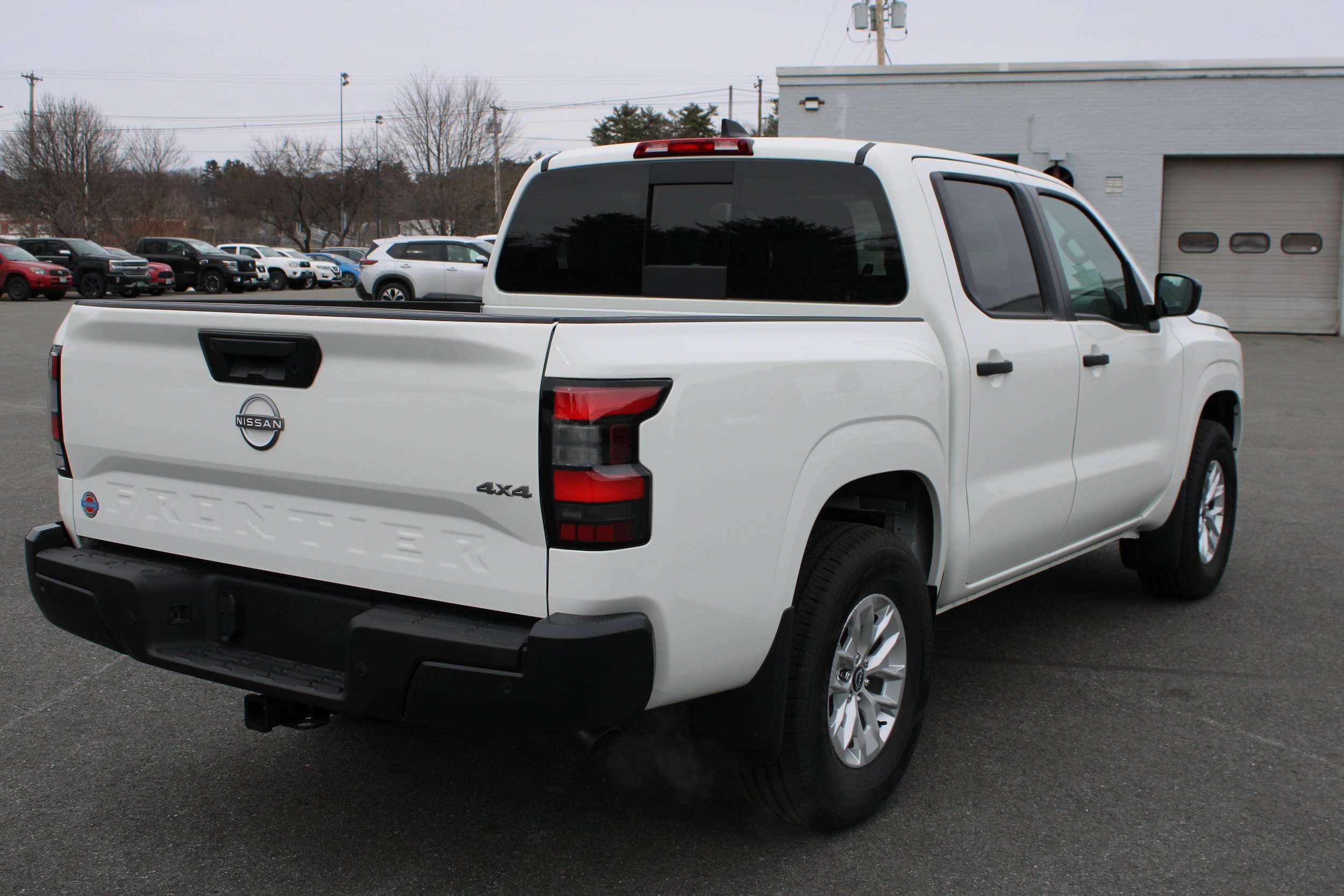 2026 Nissan Frontier S - Photo 8