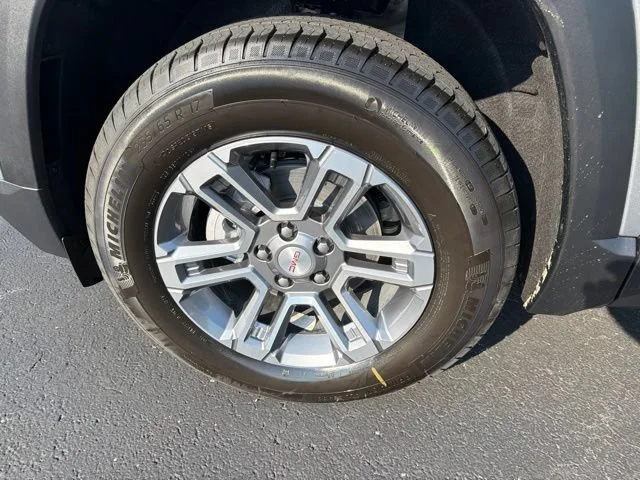 New 2027 Sterling Metallic GMC Elevation image 11