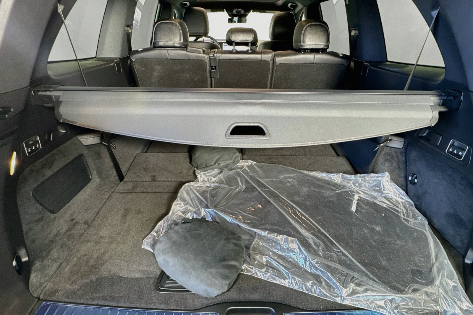 New 2026 Cirrus Silver Metallic Mercedes-Benz GLS 580 image 24