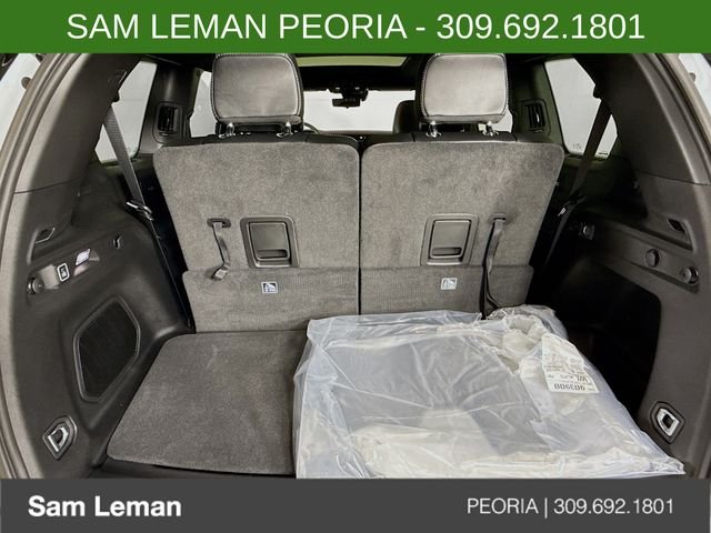 New 2026 Bright White Clear-Coat Exterior Paint Jeep Limited image 27