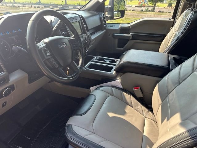 Used 2017 Shadow Black Ford XLT image 13
