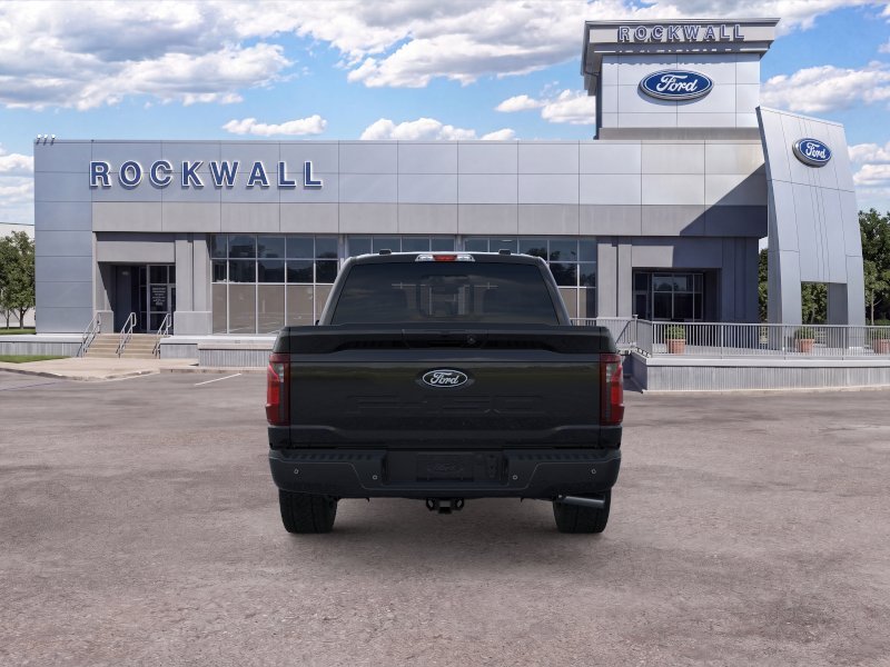 New 2026 Agate Black Metallic Ford XLT image 5