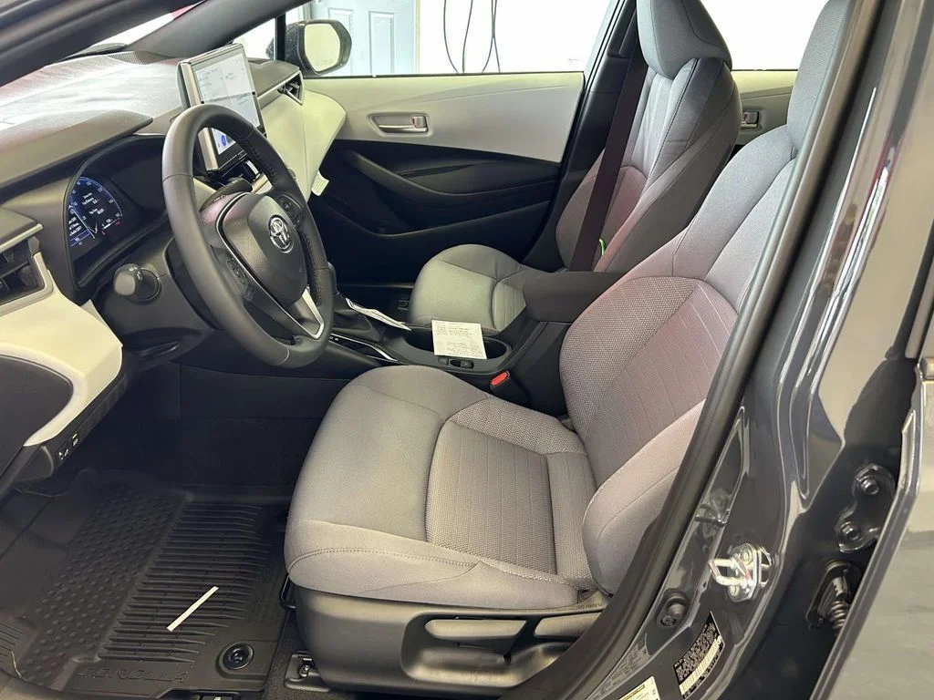 Used 2026  Toyota SE image 15