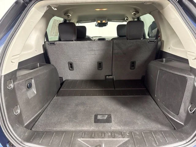 Used 2016 Blue GMC SLE-2 image 19