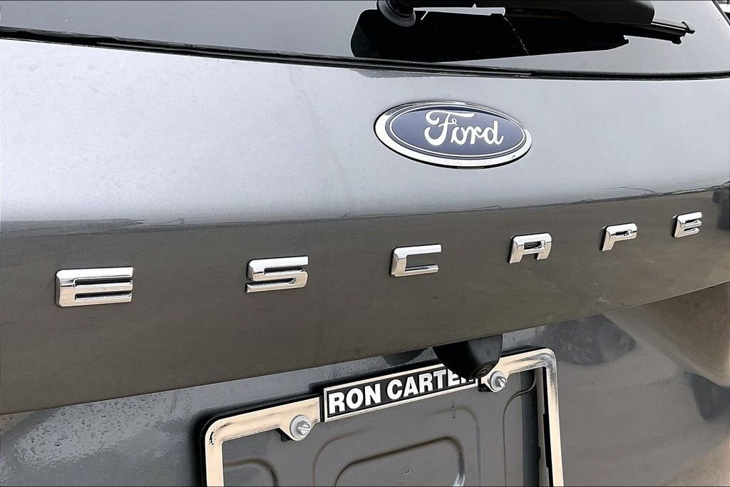 New 2026 Carbonized Gray Metallic Ford Active image 15