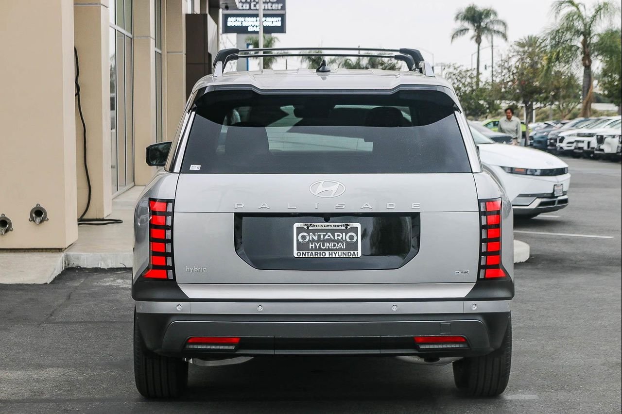 New 2026 Silver Hyundai SEL Premium image 34