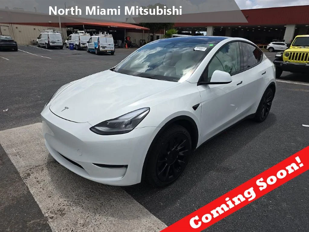 2023 Tesla Model Y Long Range Dual Motor All-Wheel Drive's photo