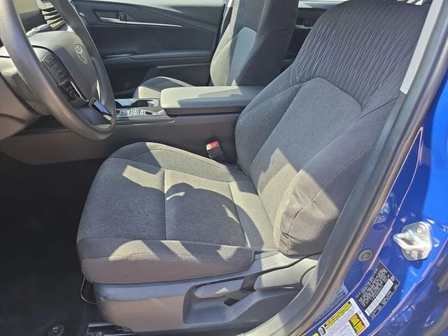 Used 2025 Blue Toyota LE image 17
