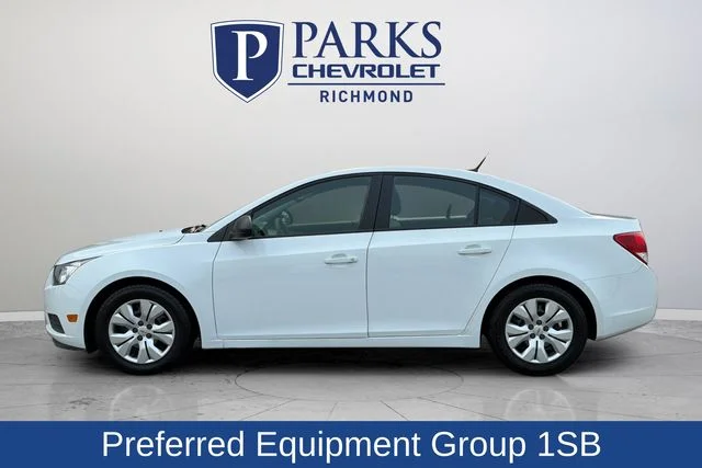 Used 2014 White Chevrolet LS image 5