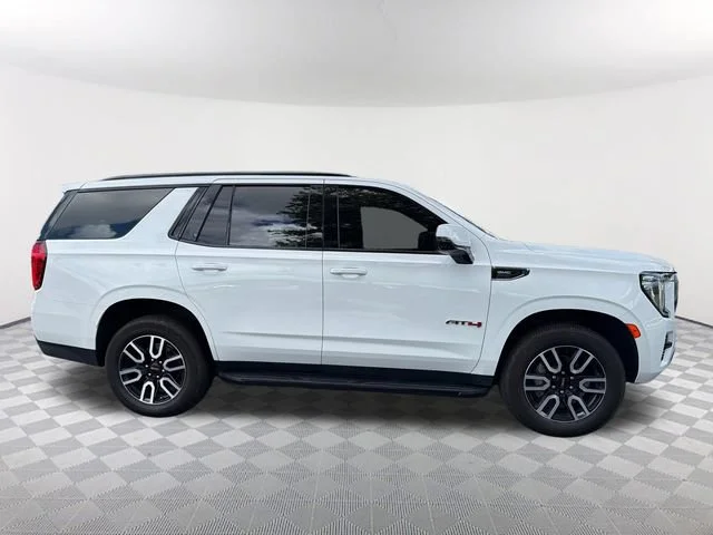 Used 2022 Summit White GMC AT4 image 4