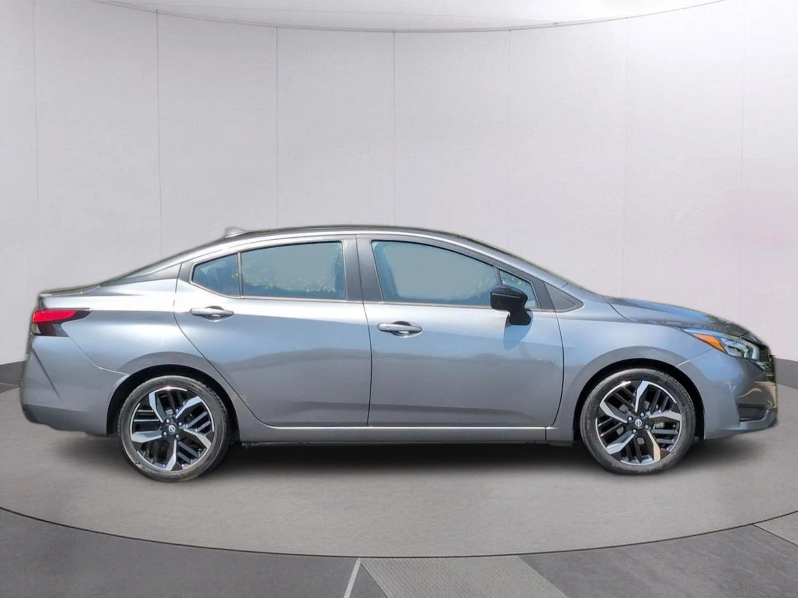 Used 2024 Gun Metallic Nissan SR image 8