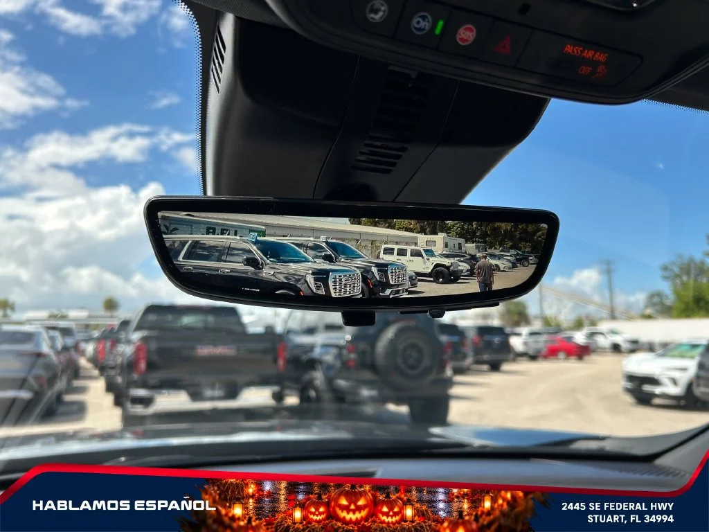 Used 2026 Ebony Twilight Metallic GMC Elevation image 33