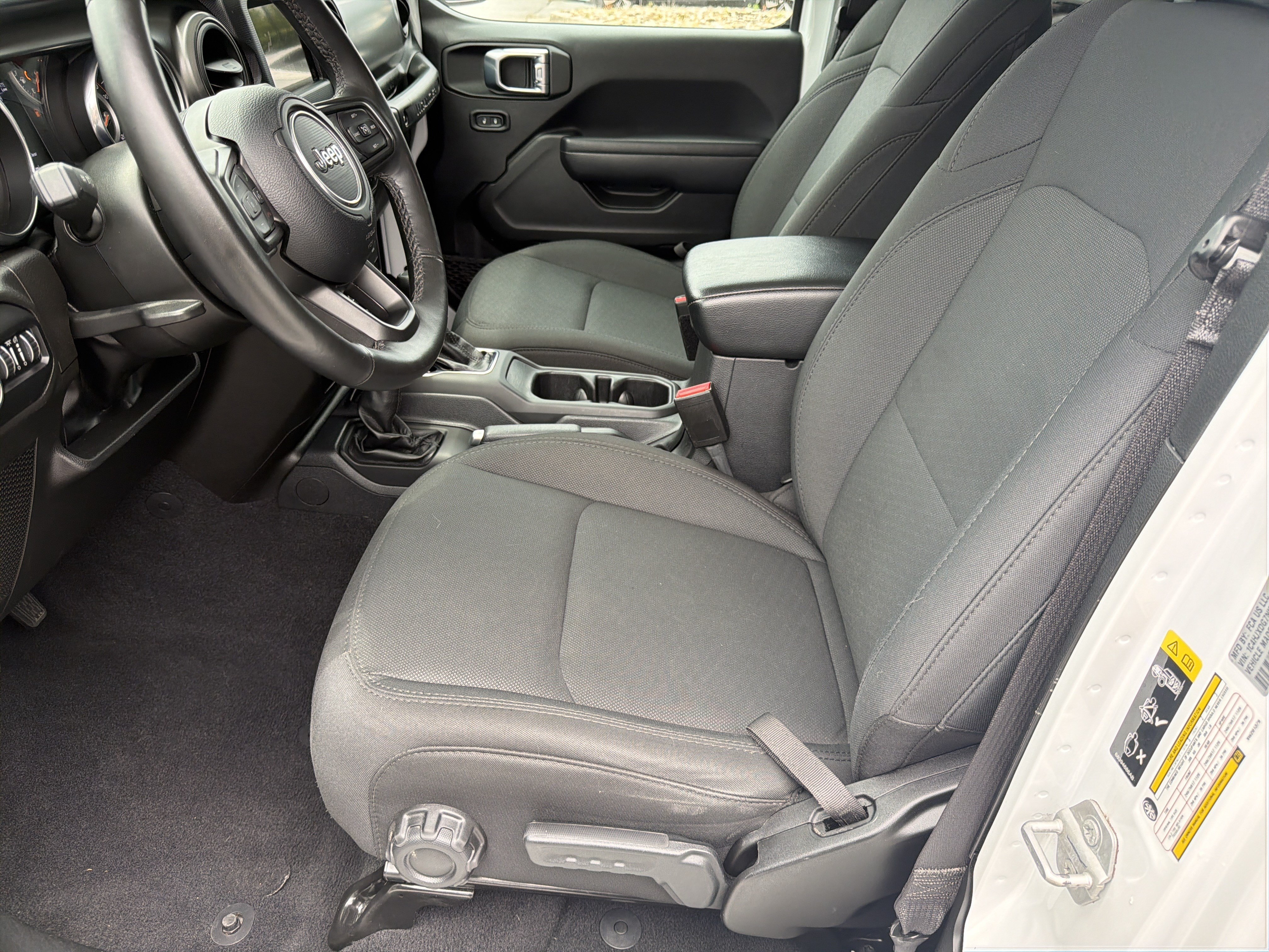 Used 2022 Bright White Clearcoat Jeep Unlimited Sport S image 11