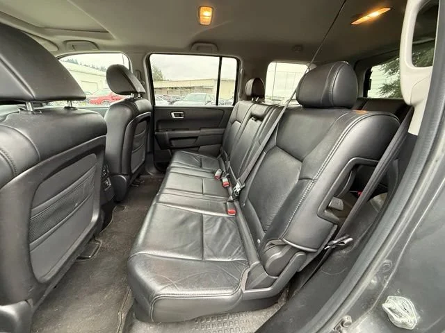 Used 2010 Polished Metal Metallic Honda EX-L image 13