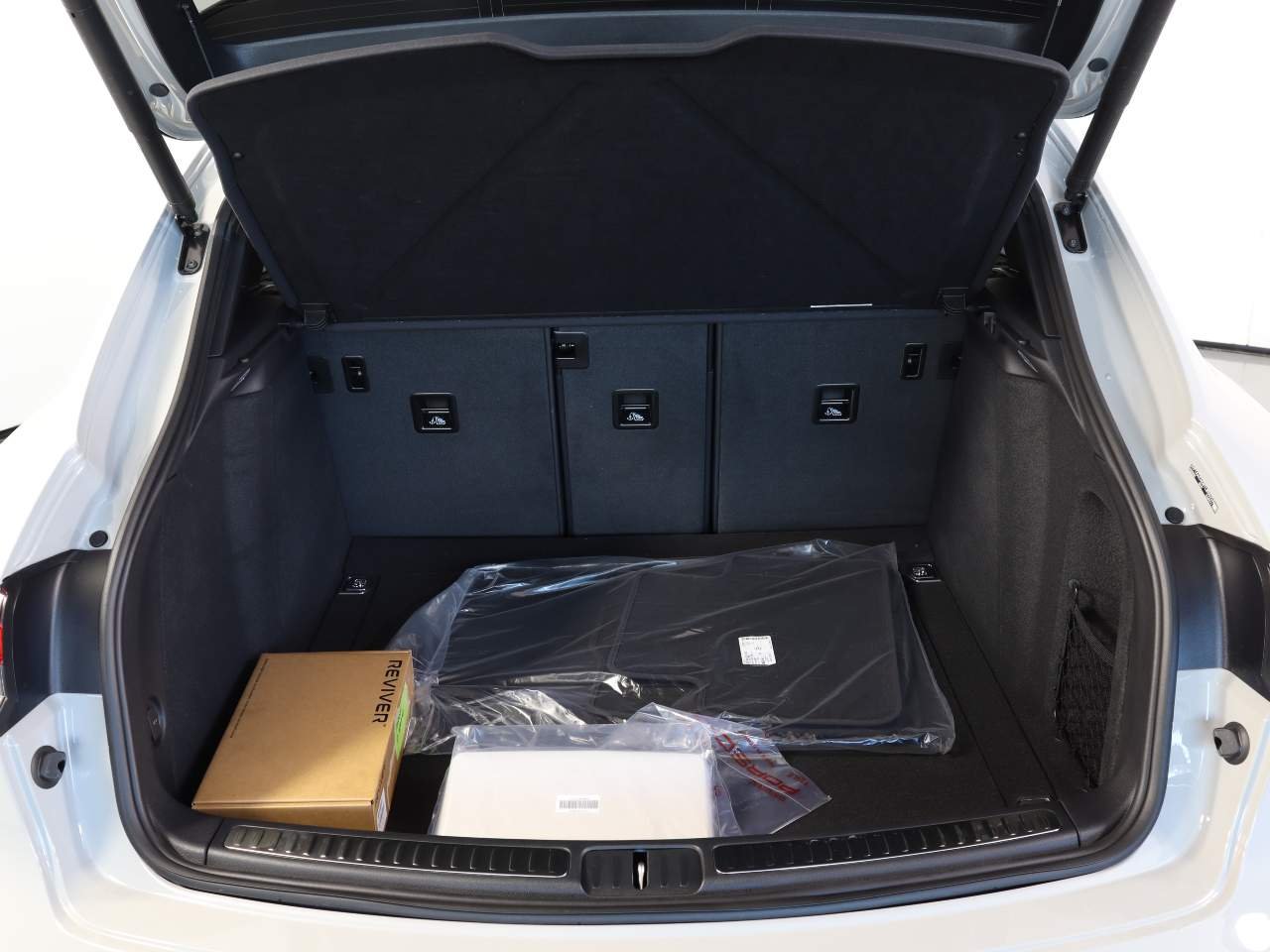 Certified Used 2026 Chalk Porsche  image 22