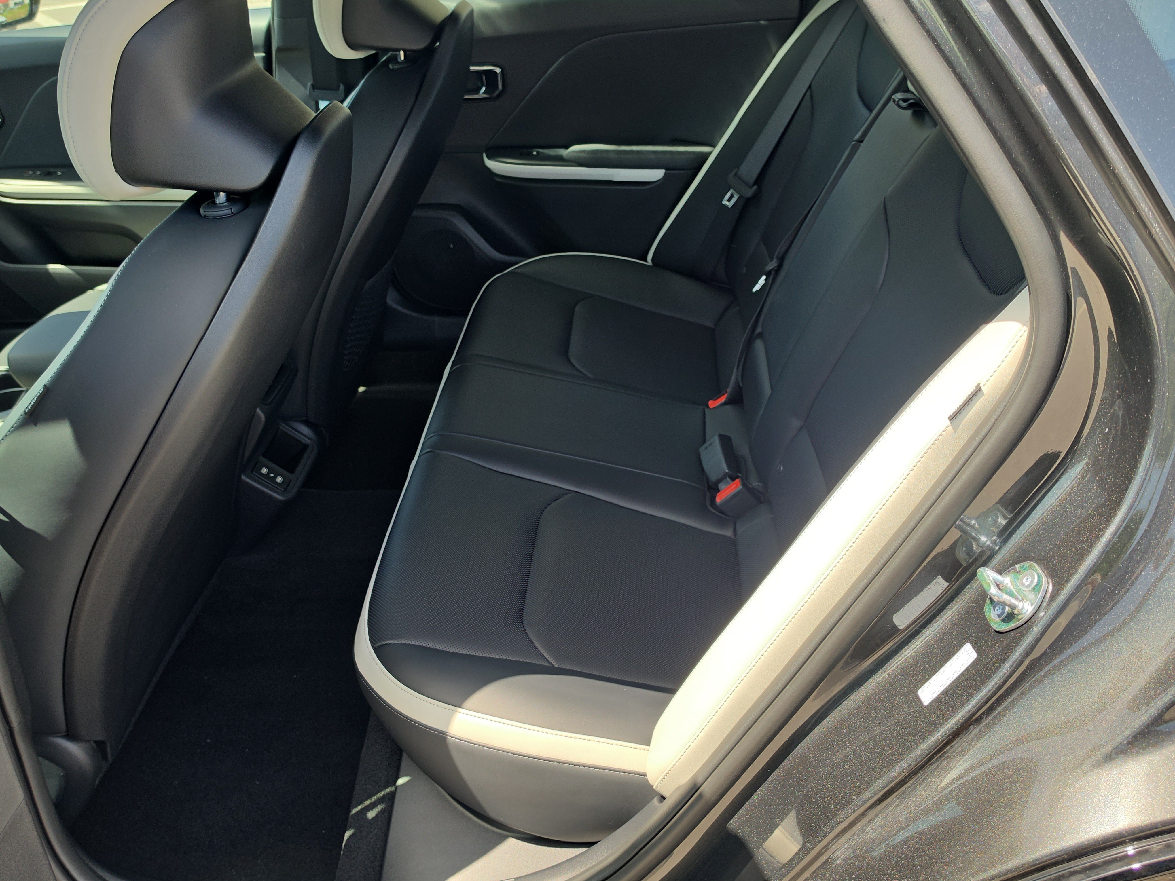 New 2026 Interstellar Gray Kia GT-Line Turbo image 16