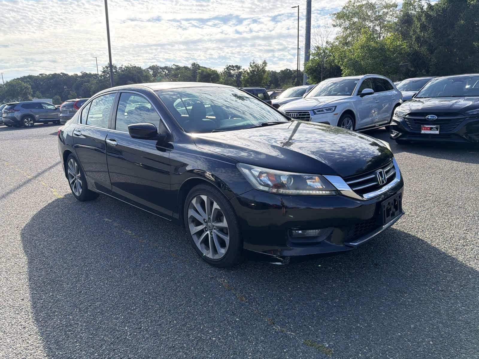 Used 2014  Honda Sport image 7