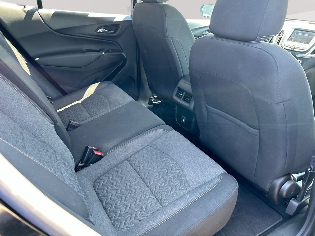 Used 2022 MOSAIC BLACK METALLIC Chevrolet LT image 27