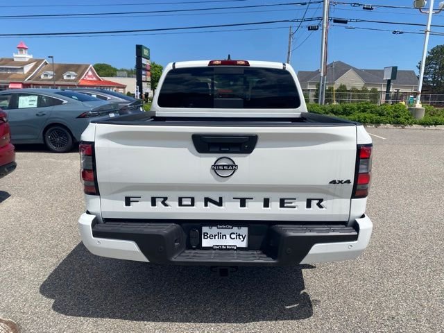 New 2026 Glacier White Nissan Crew Cab SV image 23