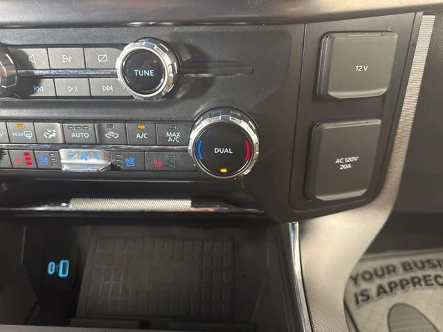 2022 Ford F-150 Platinum - Photo 16