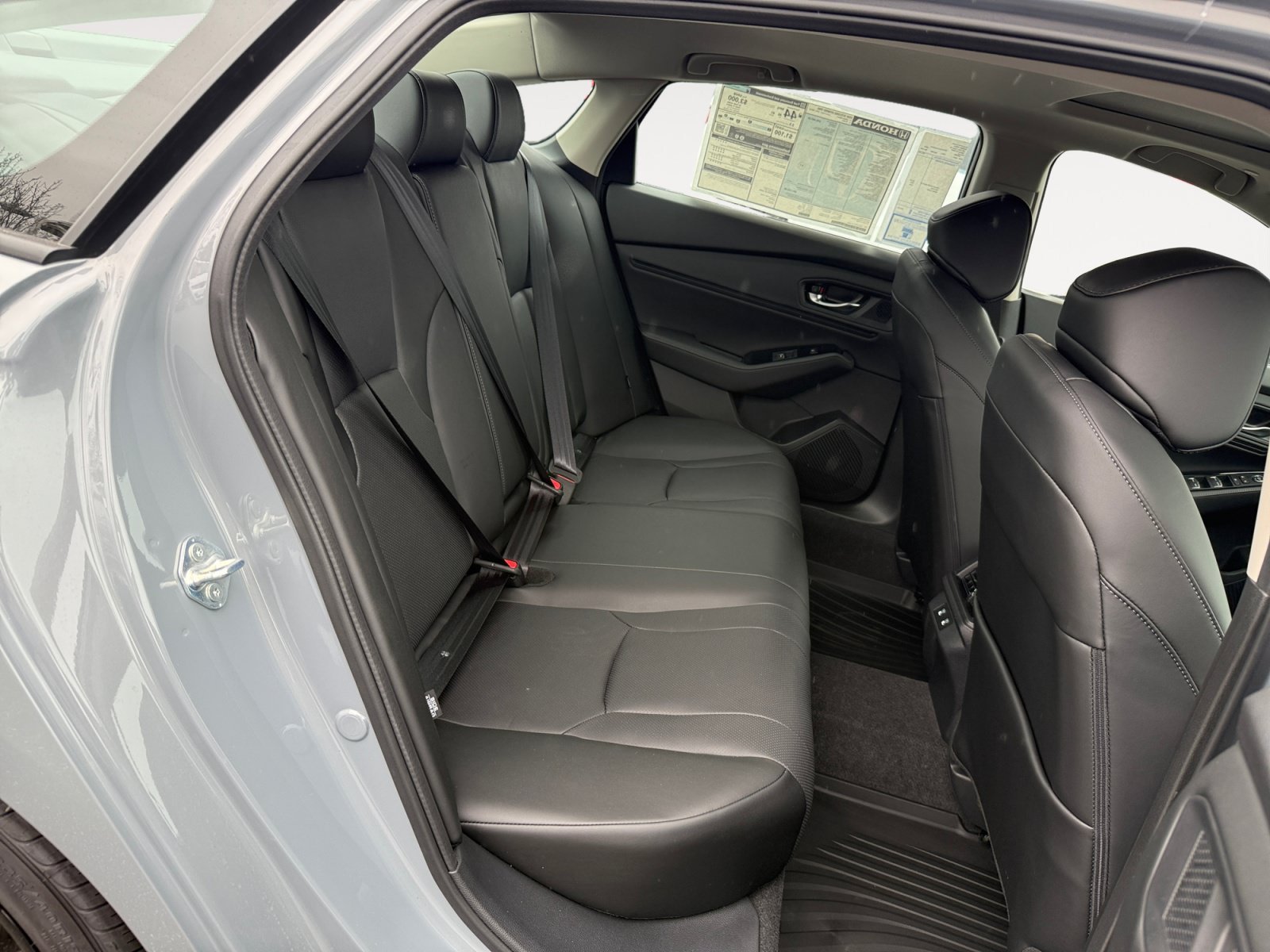 New 2026 Urban Gray Pearl Honda Touring image 18