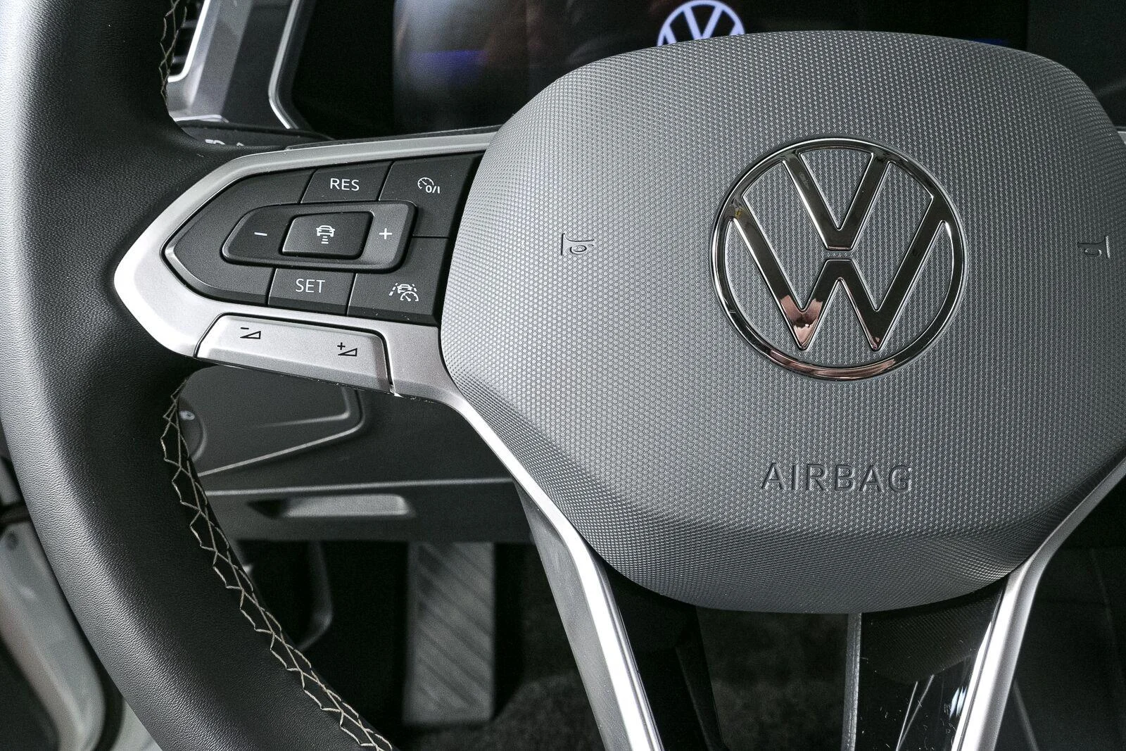 Certified Used 2023 Opal White Pearl Volkswagen SE image 16