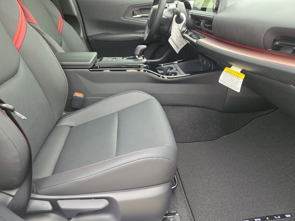 2026 Toyota Prius Plug-in Hybrid XSE - Photo 12