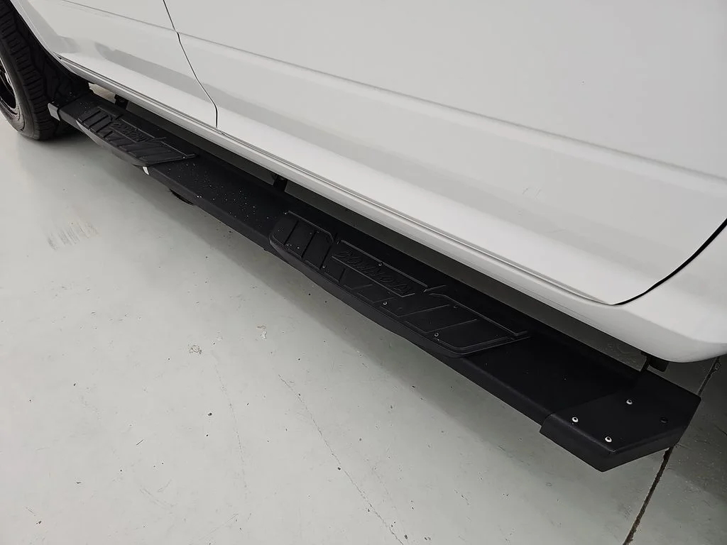 Used 2019 White Ram SLT image 44