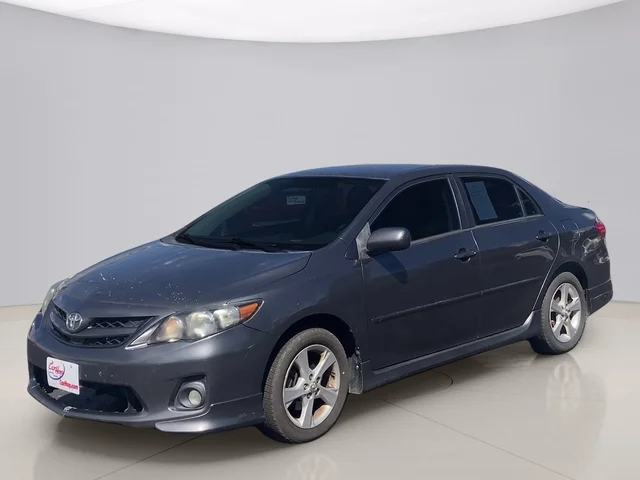 2013 Toyota Corolla L SEDAN