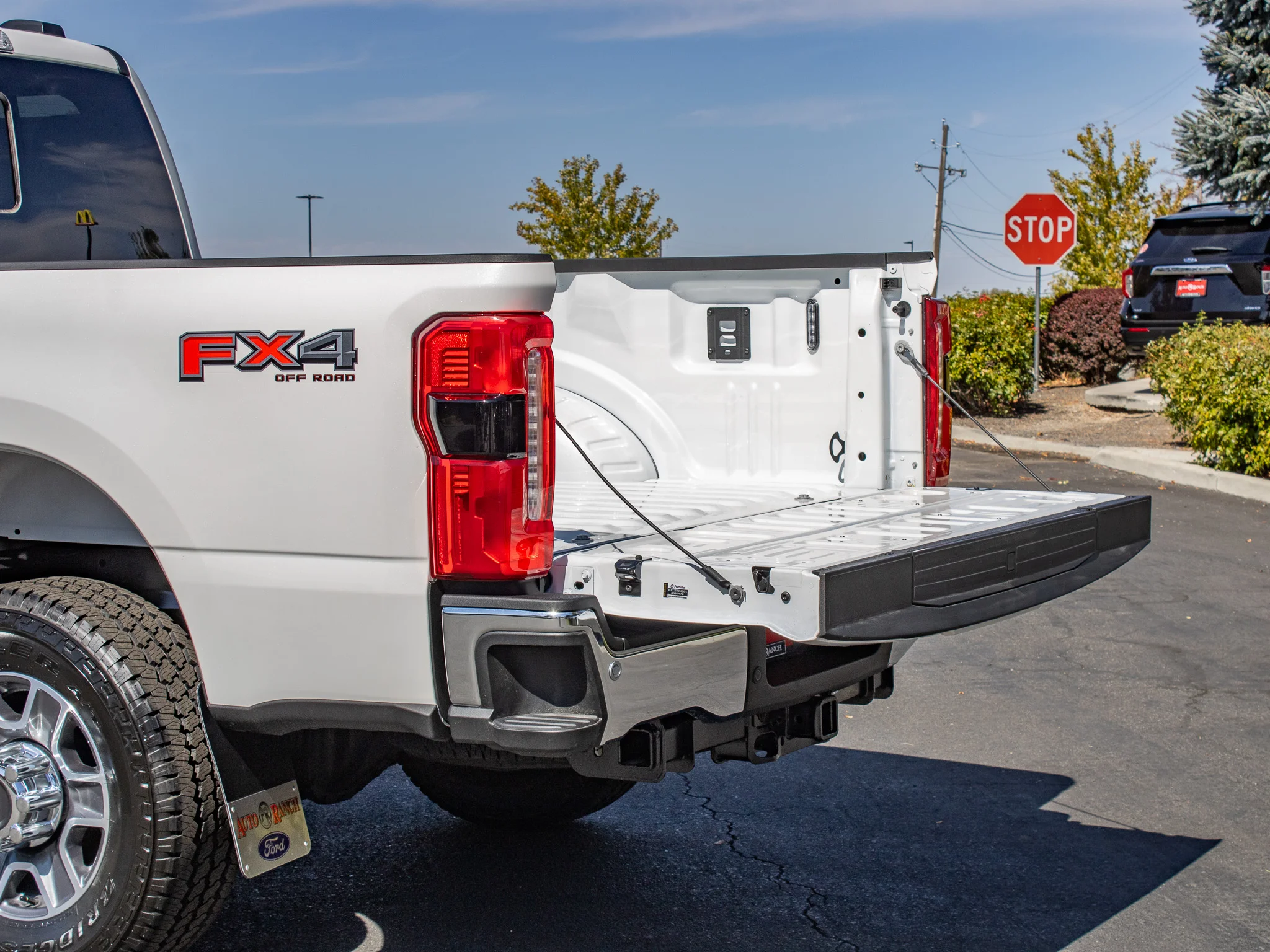 New 2026 Star White Metallic Tri-Coat Ford F-250® Lariat® image 9
