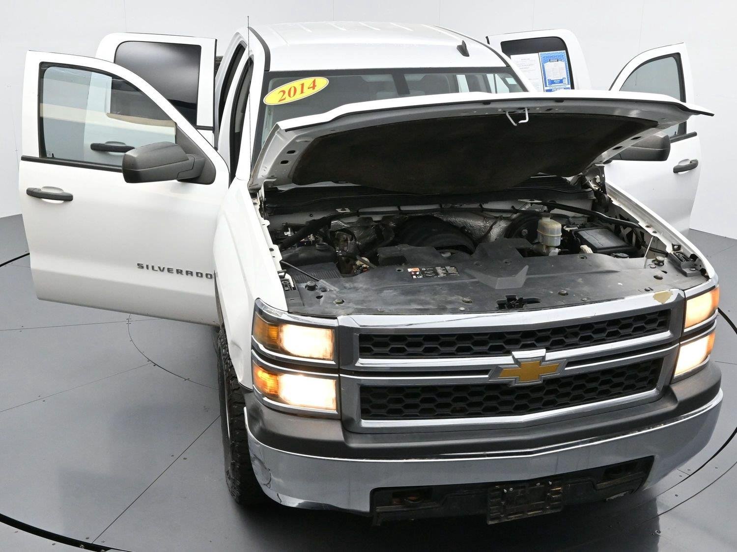 Used 2014 Summit White Chevrolet Work Truck image 37