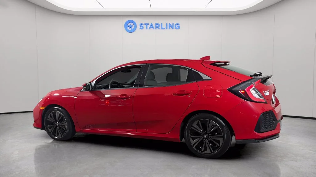 Used 2018  Honda EX image 4
