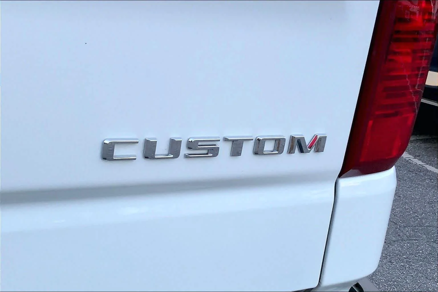 Used 2024 Summit White Chevrolet Custom image 18