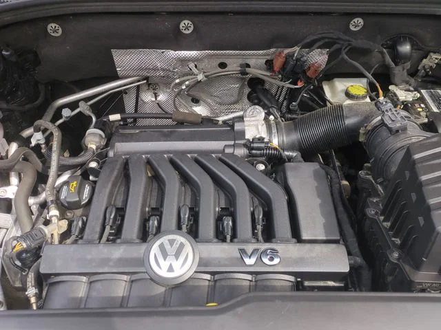 Used 2023 Black Volkswagen 3.6L V6 SEL Premium R-Line image 25